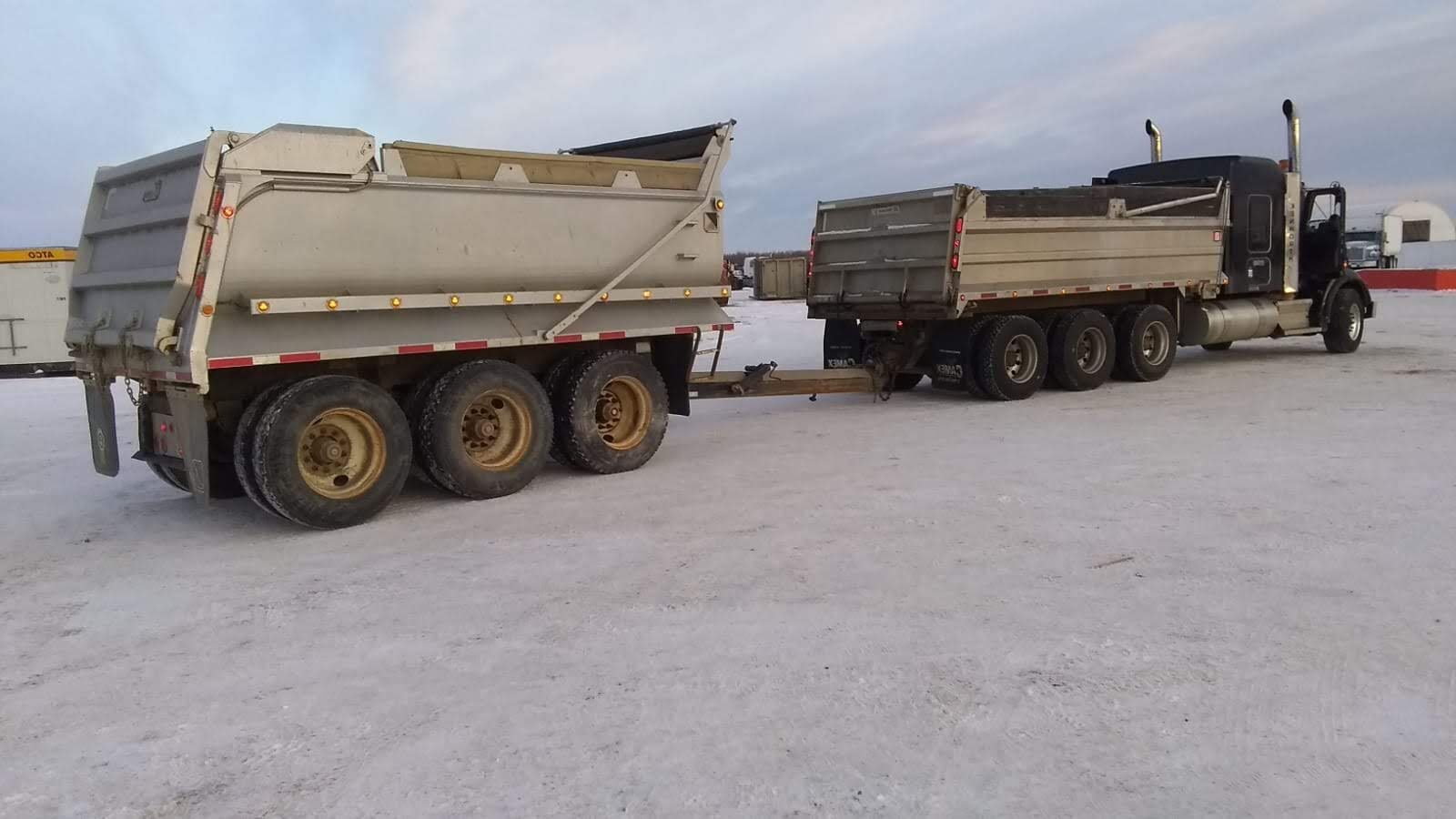 Tri-Drive with Tri-Axle Pup Trailer